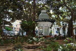 Plaza Portal de Elche Alicante