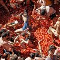 Le festival de la tomatina en Espagne pour un bain de tomates