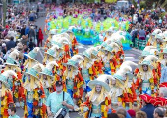 Le carnaval de Tenerife en Espagne : un défilé hors-norme