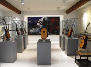 Se rendre au Museo de la Guitarra Española