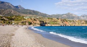 La plage de Burriana à Nerja Malaga