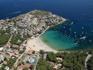 La plage Cala Montgo de l’Escala