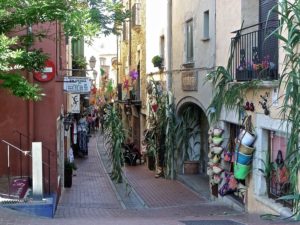 le centre ville historique de Begur