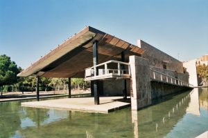 Bibliothèque Joan Miró