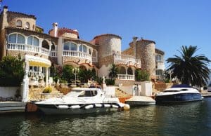 la meilleure période pour visiter Empuriabrava en famille